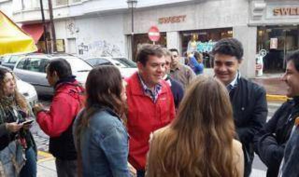 Pensando en la Intendencia, Montenegro recorri� San Isidro junto a Jorge Macri