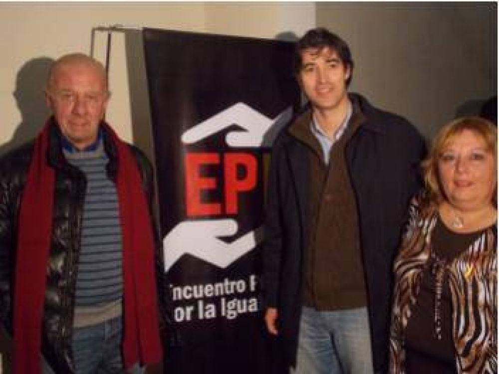 Junto a Adri�n P�rez, el EPI dio su apoyo a la candidatura de Armando Bertolotto en Avellaneda