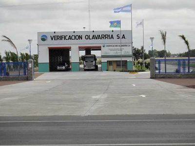 Reducen al sereno y roban en la VTV de camiones