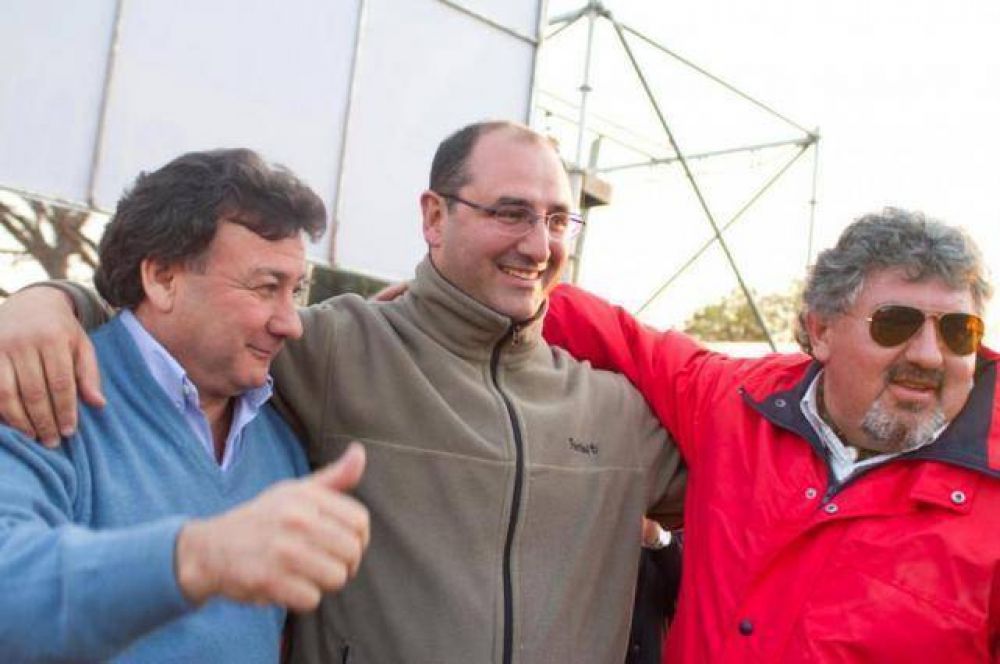 El sucesor de Caponio no defini� si seguir� a Alperovich o a Amaya