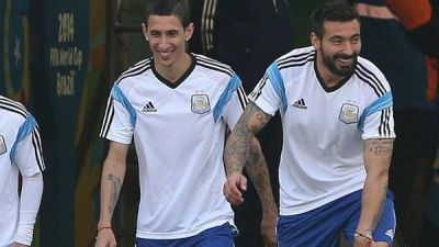Lluvia de millones sobre los jugadores de la Selecci�n