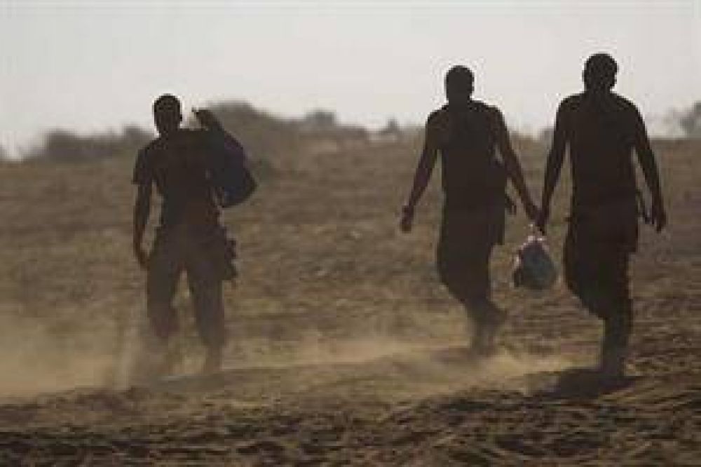 Israel comienza un repliegue de tropas, pero anuncia que mantendr� la ofensiva