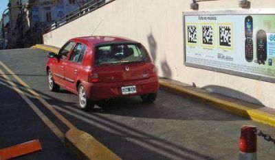 Sigue la pol�mica por las playas subterr�neas