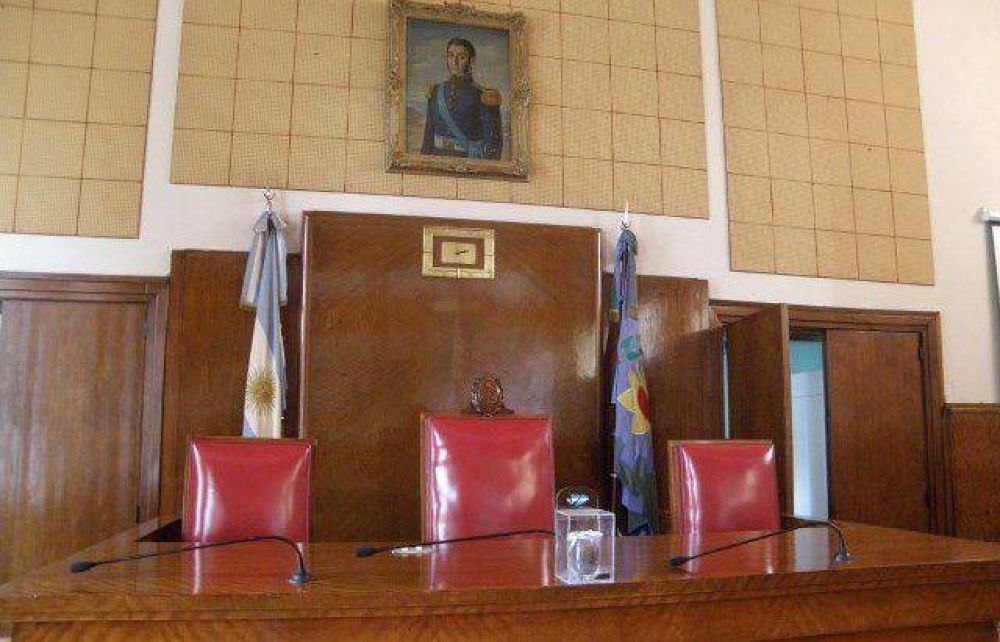 El dictamen de la Comisi�n Investigadora pedir� desplazar a Baragiola de la Presidencia