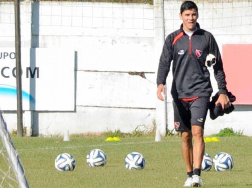 Ustari le gan� el duelo a Hoyos y es el elegido para ocupar el arco de Newell�s