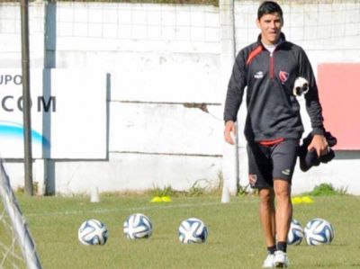 Ustari le gan� el duelo a Hoyos y es el elegido para ocupar el arco de Newell�s