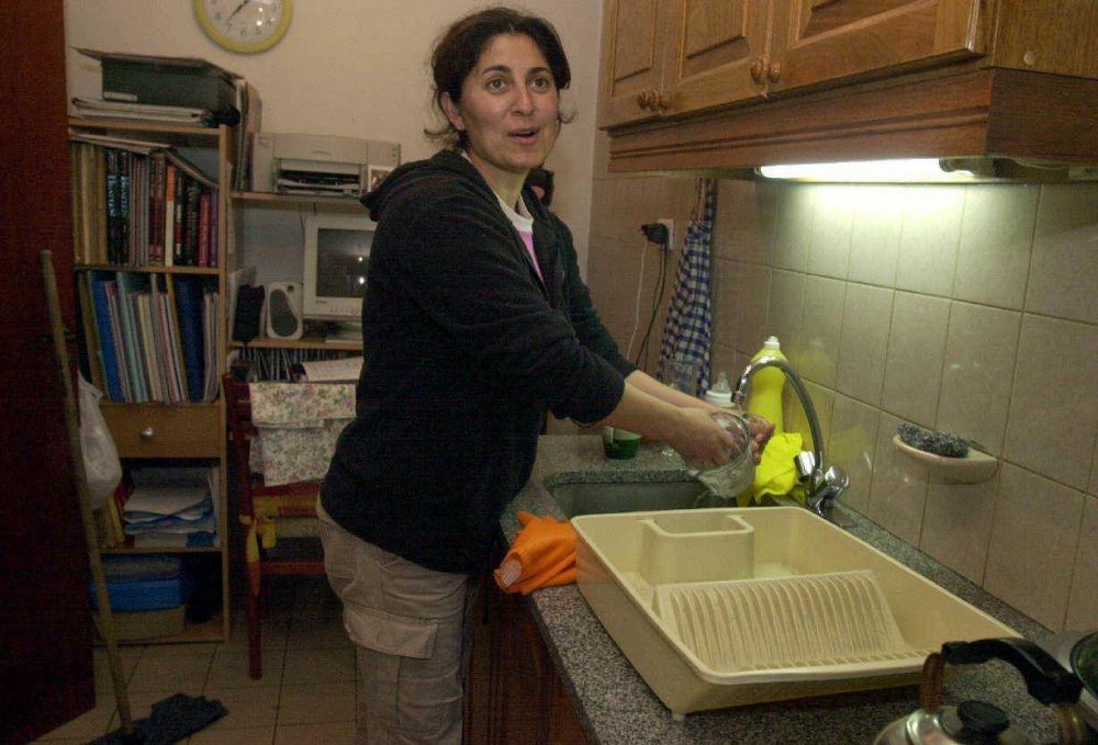 En Mendoza piden suba del 60% para empleo doméstico