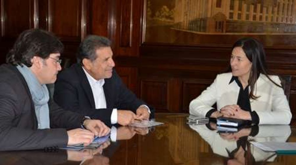 Beder Herrera se reuni� con la nueva secretaria de energ�a de Naci�n