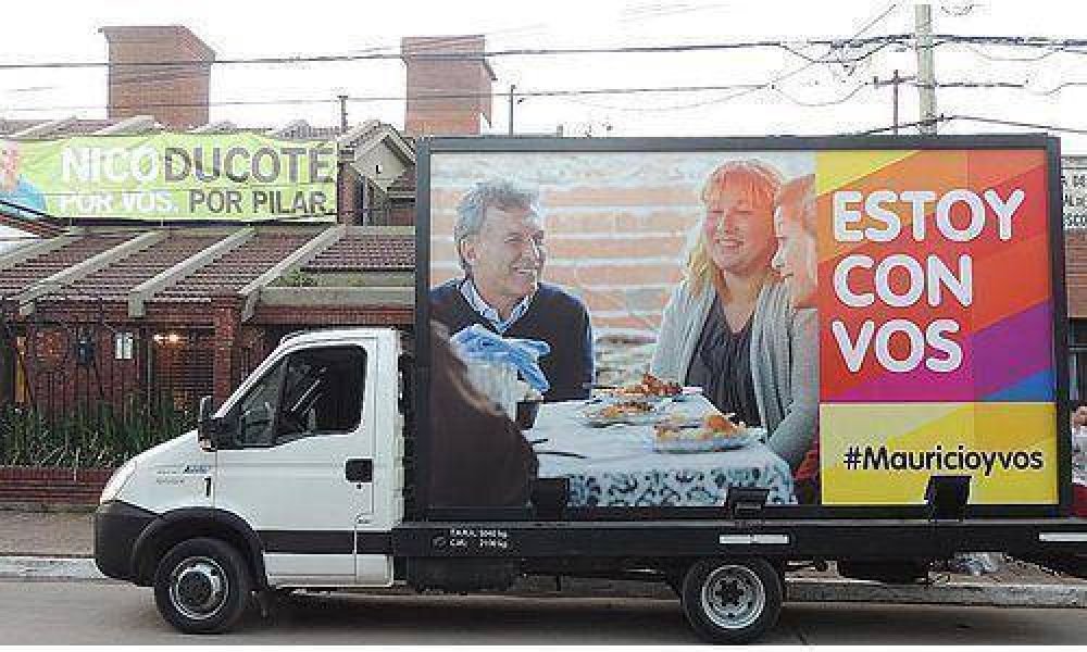 El Pro sac� a la calle su campa�a y la interna