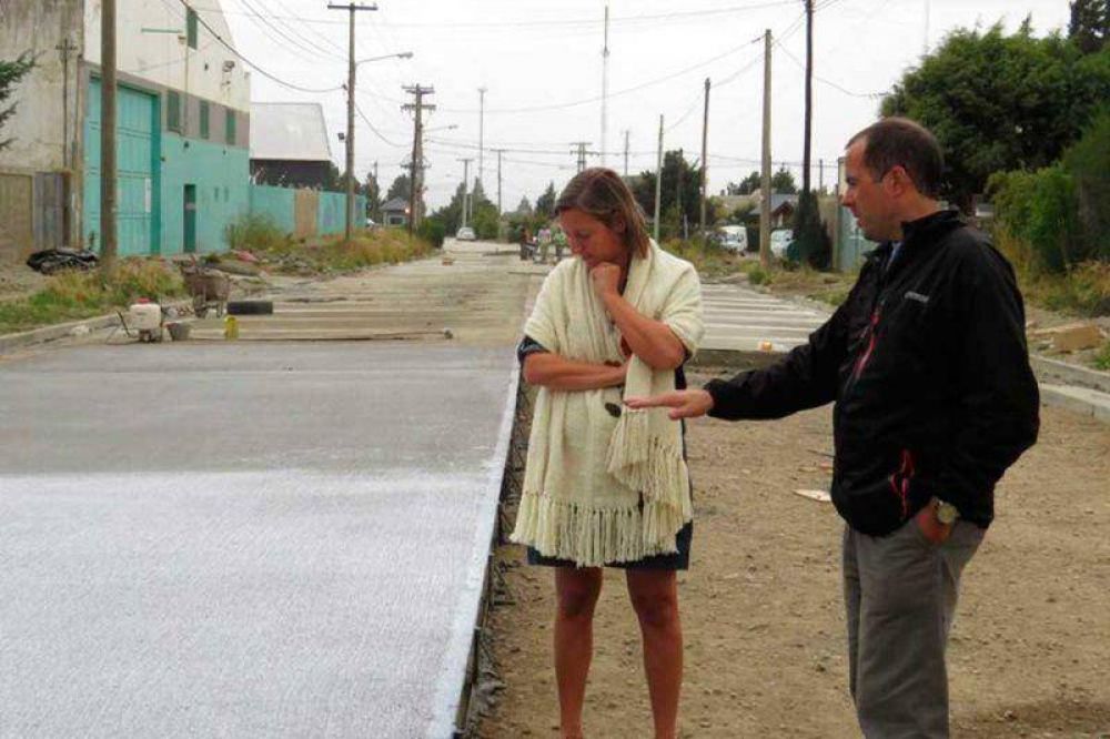 Gobierno Municipal licita la primera etapa de las 75 cuadras de pavimento