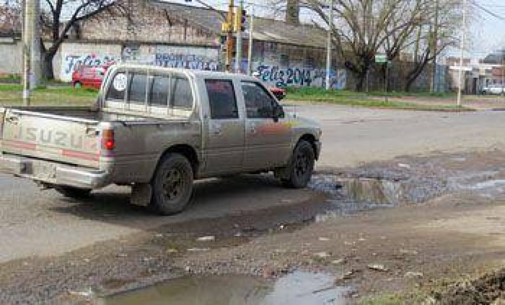 Los baches nuestros de cada d�a (y de cada v�a)