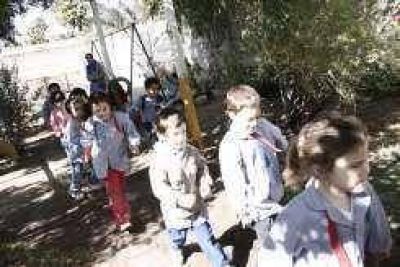 Gripe A: Santa Luc�a suspende las clases de unos 1.200 ni�os