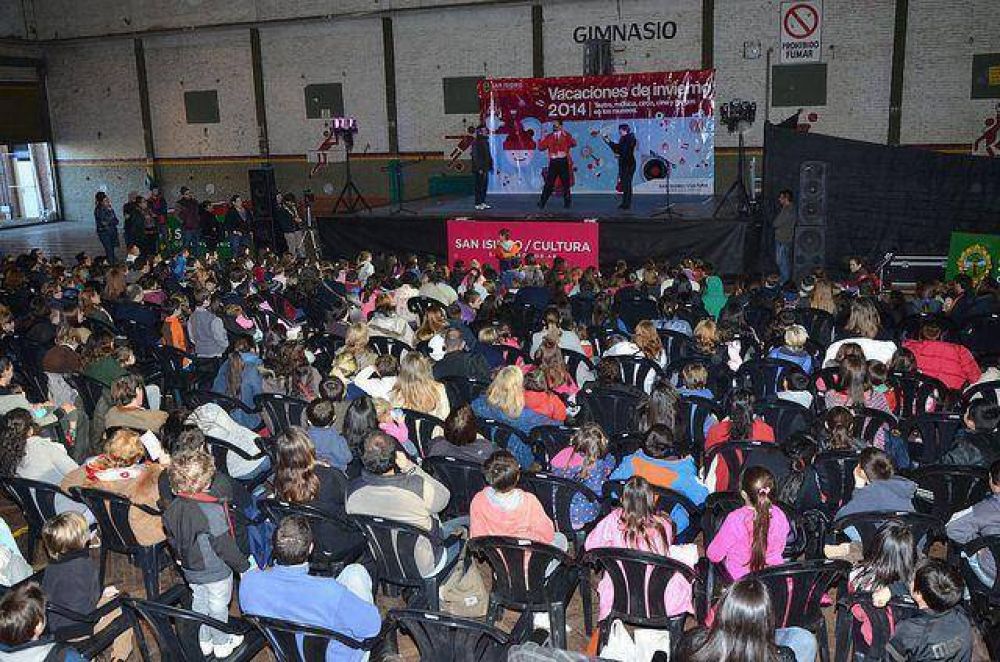 M�s de 40 mil personas disfrutaron de espect�culos en Vacaciones de invierno
