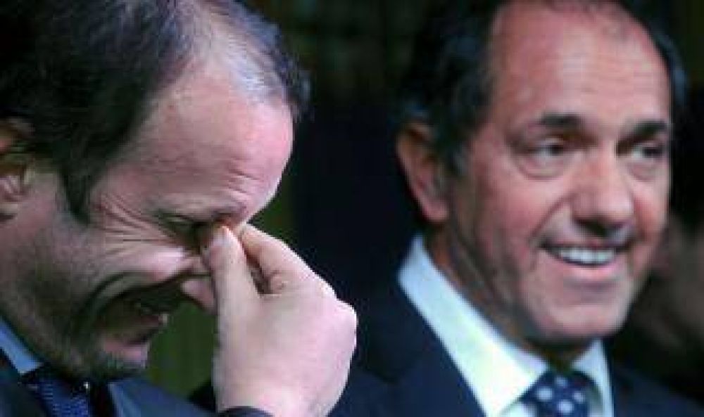 En medio de rumores de pase al massismo, Insaurralde se reuni� con Scioli