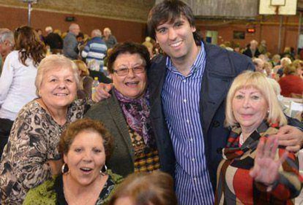 M�s de 78 mil jubilados y pensionados de Avellaneda recibir�n un 17% de aumento