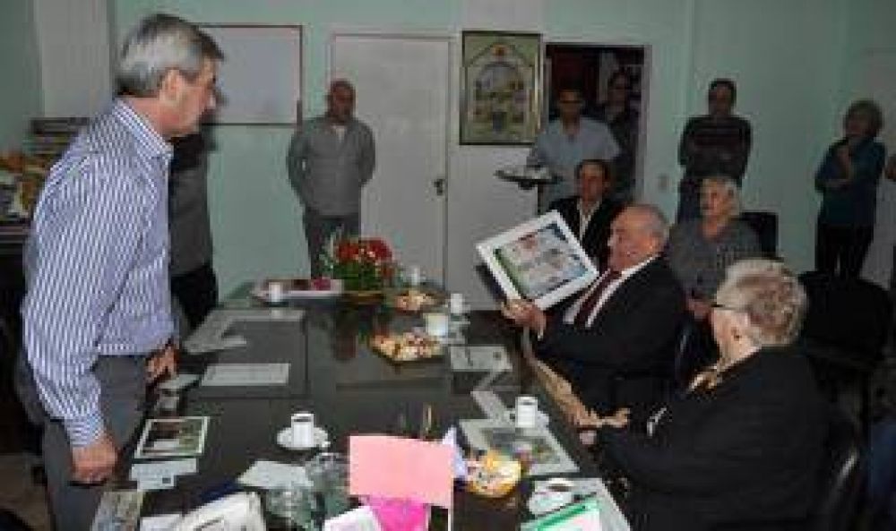 Arrecifes: Intendente Bolinaga reconoci� a Mario Bezzecchi