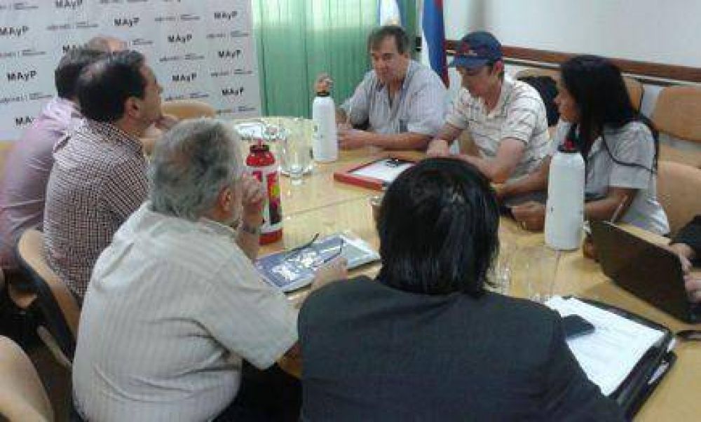 Acopiadoras de tabaco dieron fechas de pago a productores