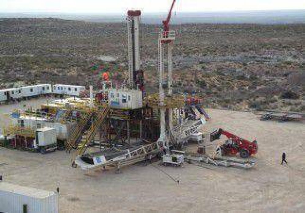 Buscan una tregua en la puja por la reforma petrolera 