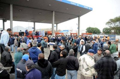 SUPA: �Ahora que se termina la zafra de calamar vamos a quedar con un 60% de desocupaci�n�