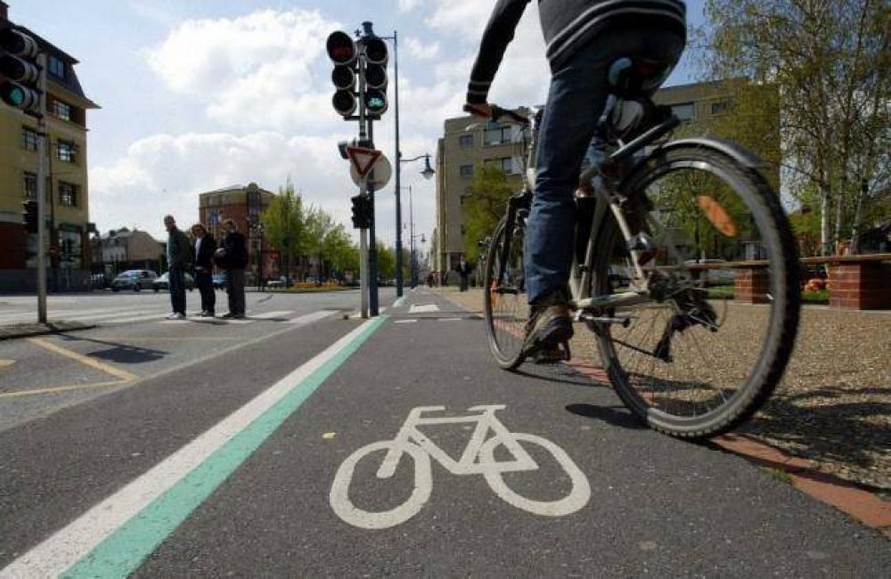 Lamarca promueve seguridad vial para ciclistas