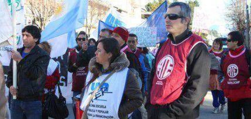 Comienza una semana con paros de UnTER y ATE