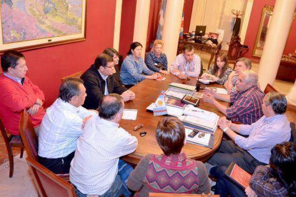 Intendentes y legisladores del FpV accionar�n contra la asignaci�n espec�fica del punto extra de Coparticipaci�n