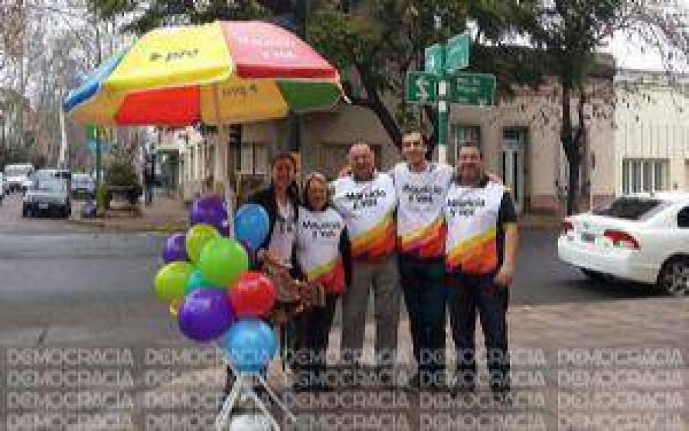 Arranc� la campa�a en las calles de Jun�n