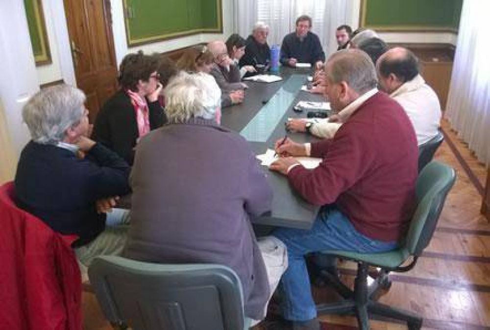 La Asamblea Ambiental de Gualeguaych� se reuni� con el intendente