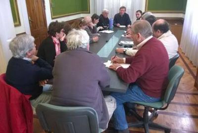 La Asamblea Ambiental de Gualeguaych� se reuni� con el intendente