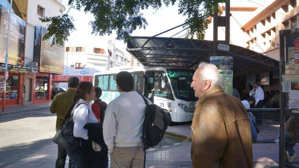 Quieren cerrar la Terminal de Minibuses del Mercado Sud