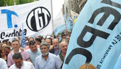 M�s pol�mica por los �servicios esenciales�