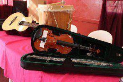 Inauguraron dos centros de educaci�n musical en Eldorado