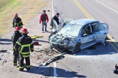 Cuatro muertos en un choque frontal en cercan�as de La Adela
