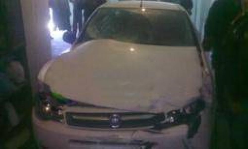 Encontraron auto en que conductor choc�, mat� y huy�