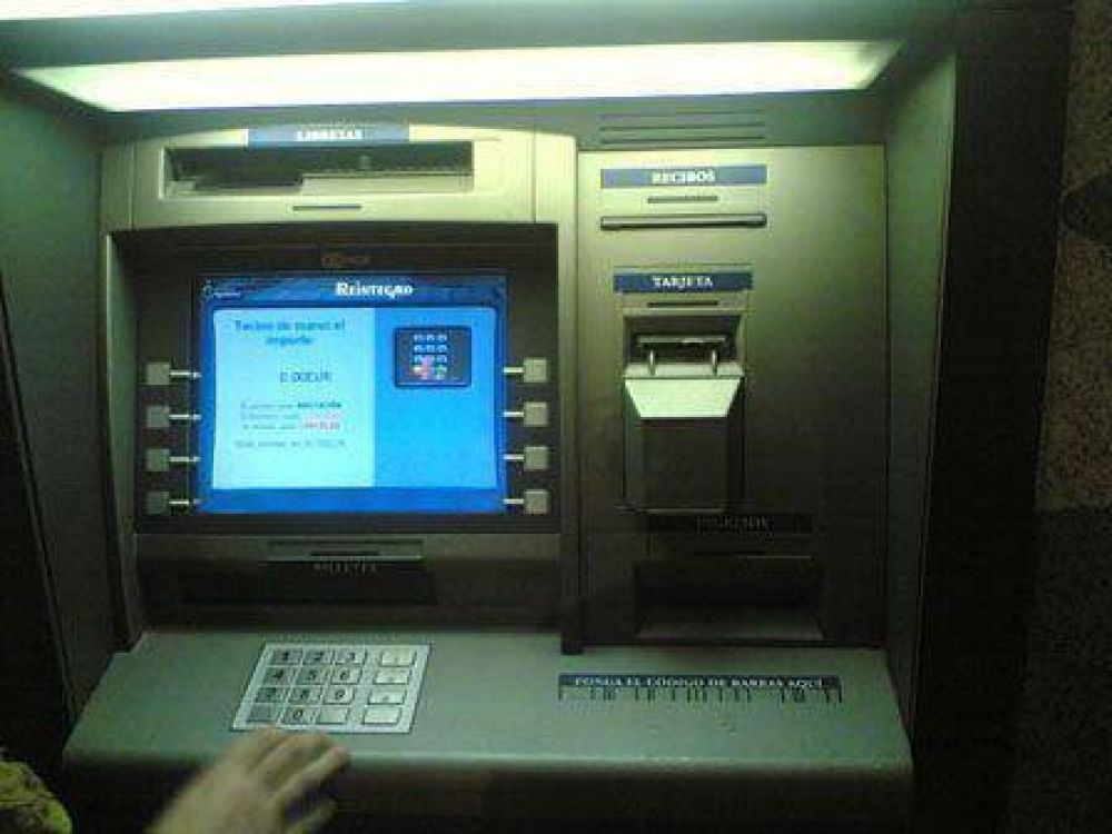 Continua el pago a estatales