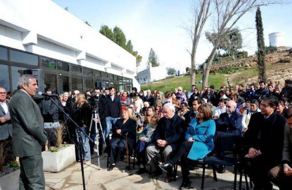 Inauguraron el Centro Cultural de Chos Malal