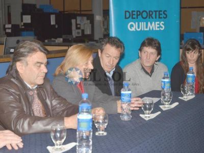Presentan el plan Clubes Saludables