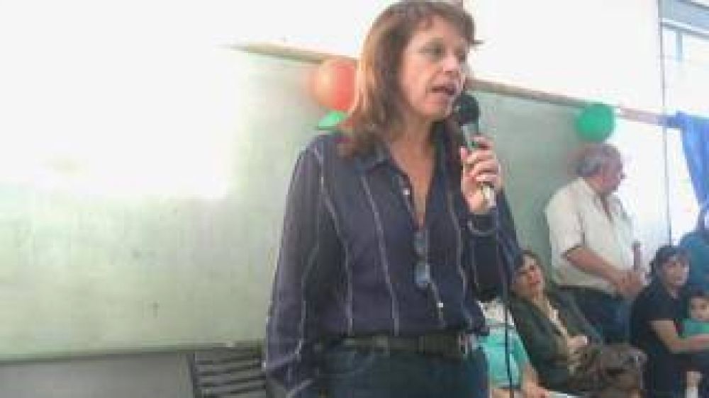 �Debemos armar un Frente C�vico como una propuesta construida entre todos y una alternativa de desarrollo�