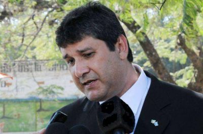 Verbeek repudi� trabas al Pedi�trico y al Edificio Legislativo