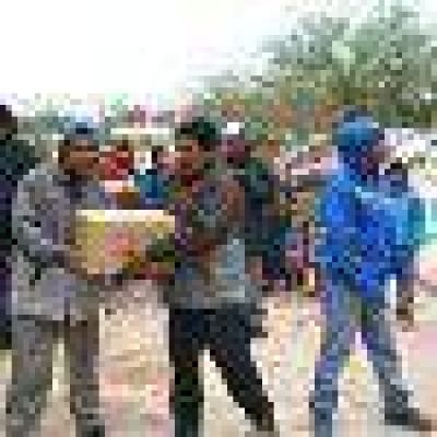 Prosigue la entrega de cajas alimentarias en la provincia 