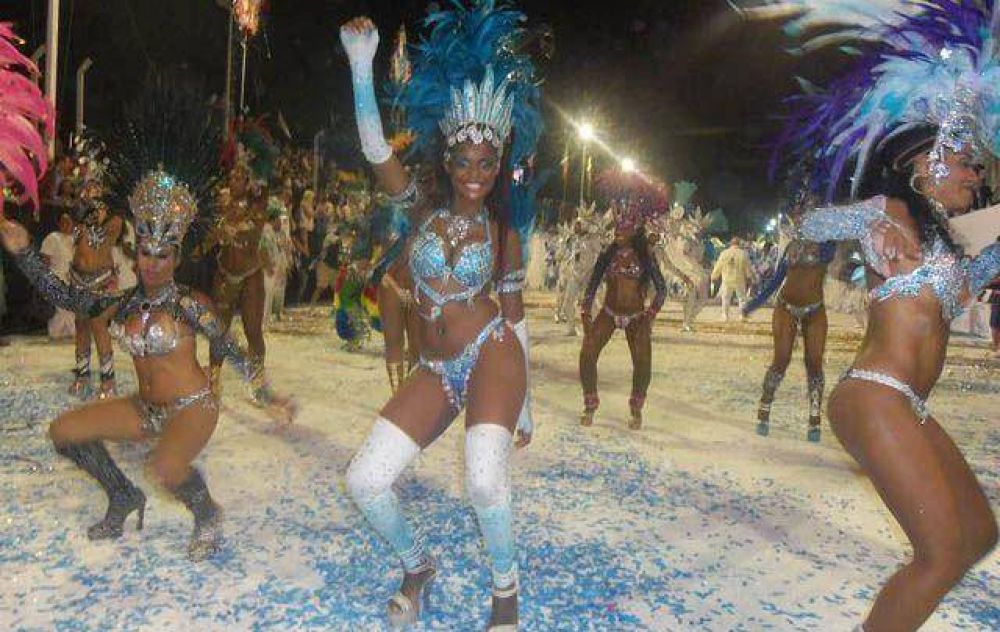  El Gobierno reasignó $80 M destinados a refaccionar escuelas para financiar el Carnaval de Río