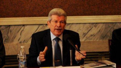 Preocupado por la senda alcista del d�lar, el titular del BCRA convoc� a los banqueros