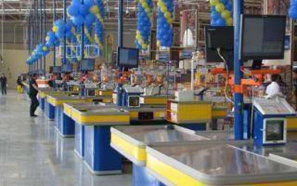 Jos� C. Paz: Carrefour invierte en la Provincia