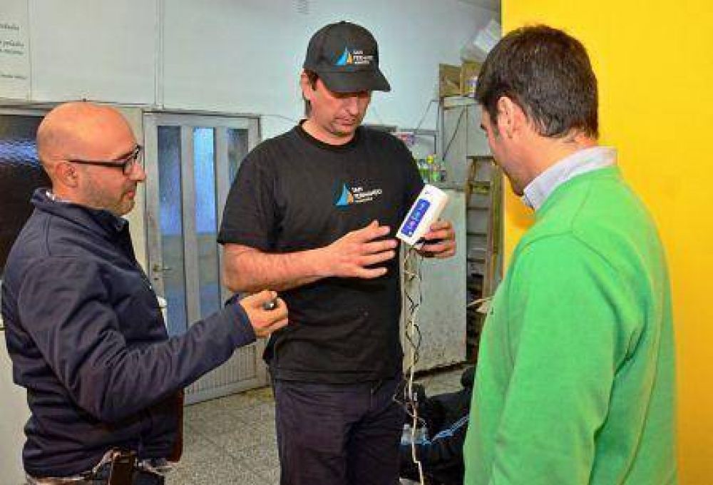 Comenz� la instalaci�n de �Botones de P�nico� en comercios de Victoria 