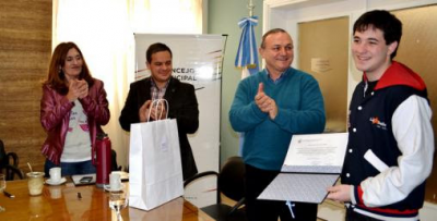 Distinguieron a Francisco Galluccio por representar al pa�s en la Olimpiada de Matem�tica