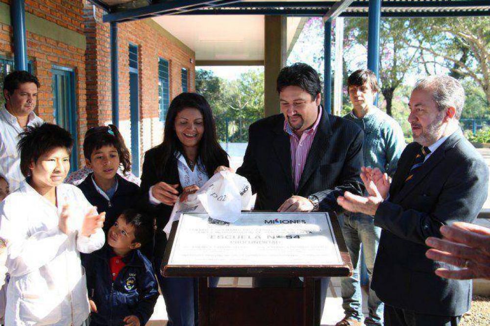 Closs inaugur� varias obras en lo que denominan �la refundaci�n� de Profundidad