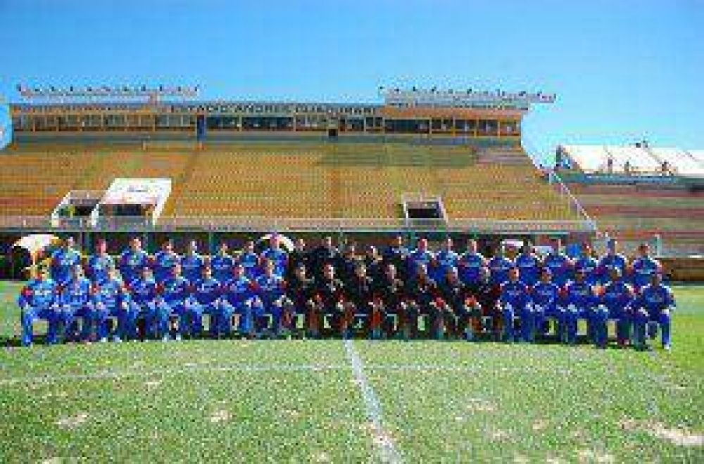 El plantel de Crucero: 30 jugadores detr�s de un mismo objetivo