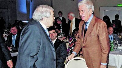 Cr�ticas a la presi�n impositiva y la corrupci�n en el coloquio de la UIA