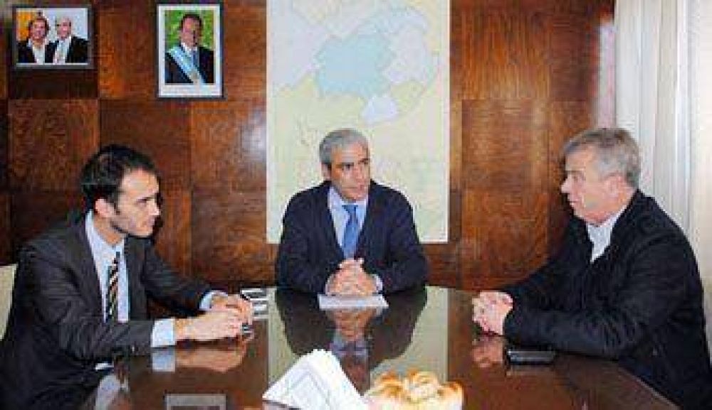 El Municipio y la Provincia acordaron el financiamiento para un hogar convivencial