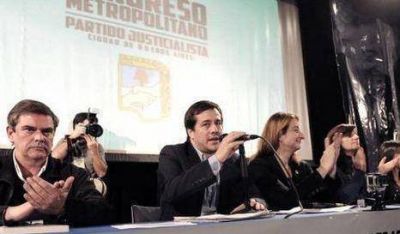 Recalde asumi� presidencia del Congreso del PJ porte�o